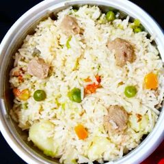 A picture of Soyabeen Matar Pulav.