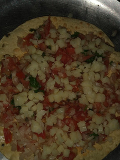 ચીઝ મસાલા પાપડ (Cheese Masala Papad recipe In Gujarati) રેસીપી મુખ્ય ફોટો