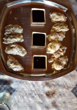 Una foto de Gyozas estilo japonesas