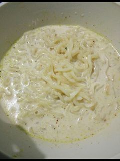 Foto resep Mie Kuah Susu Creamy