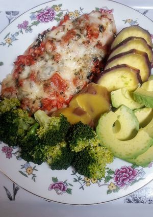 Una foto de Filete de Pescado a la Napolitana🇵🇪