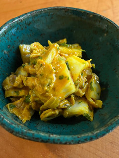A picture of Nappa cabbage satay salad.