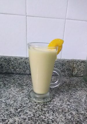Una foto de Licuado proteico de durazno