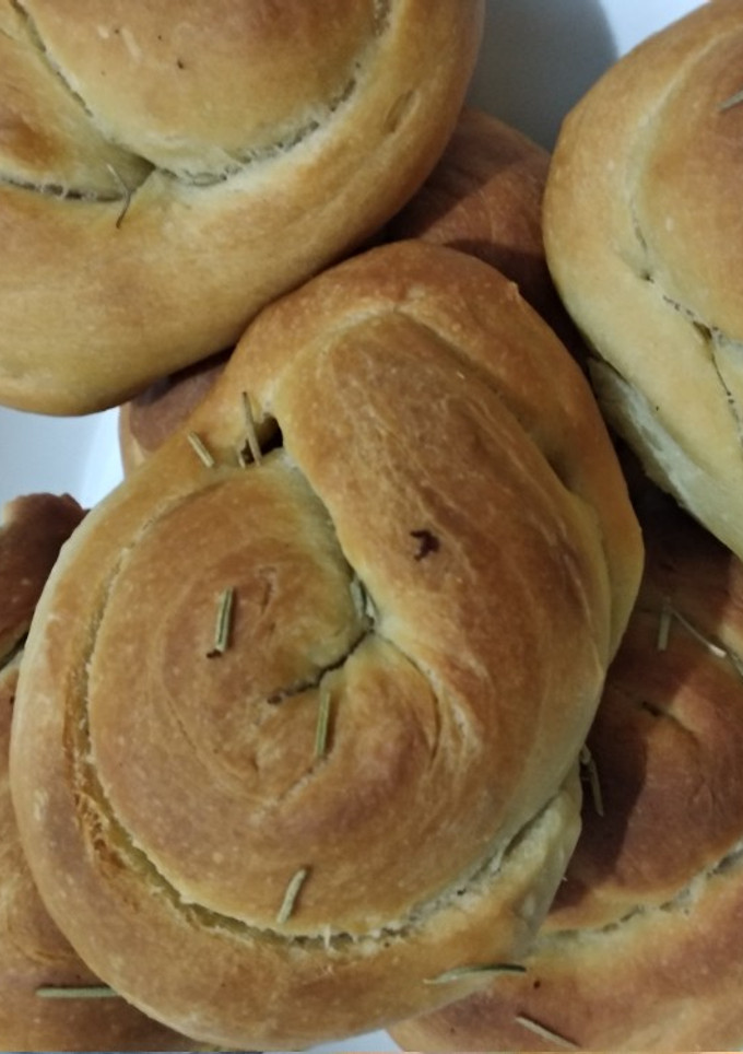 A picture of Twisted bread #themechallenge.