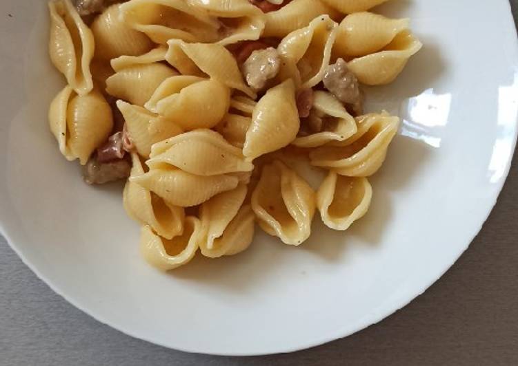 Conchiglie con sugo svuota frigo