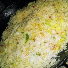 A picture of Stir fry vegetable rice.