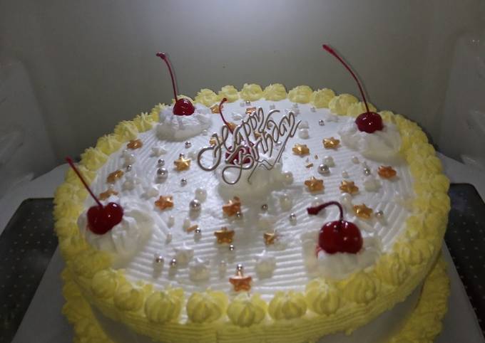 Birthday Cake / Tart Ultah (Kuenya Kue Susu) - cookandrecipe.com