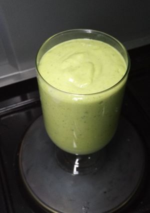 A picture of Powerful Shakes for healthy families.