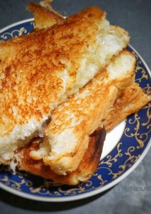 মিল্ক টোস্ট (Milk toast recipe in Bengali) রেসিপির প্রধান ছবি