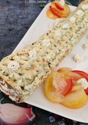 Une photo de Roulé aux courgettes, ail et fines herbes et bacon