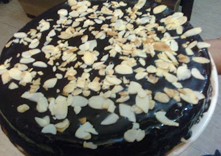 Recipe of Nuttty, Overdose on Chocolate Cake in 22 Minutes for Family