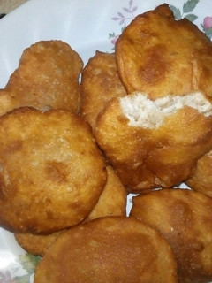 A picture of Lemon mandazi.