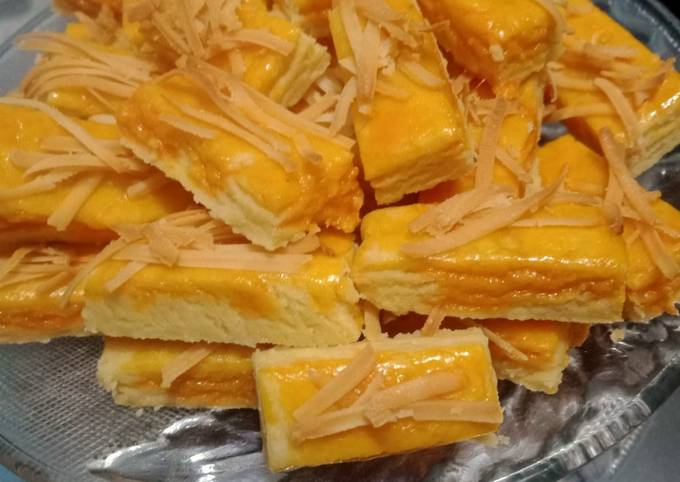 Langkah Mudah untuk Menyiapkan Kastengel keju asli, Enak