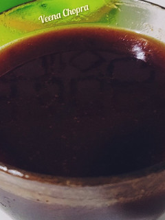 इमली की खट्टी मीठी चटनी सौंठ (imli ki khatti meethi chutney recipe in Hindi) रेसिपी मुख्य फोटो