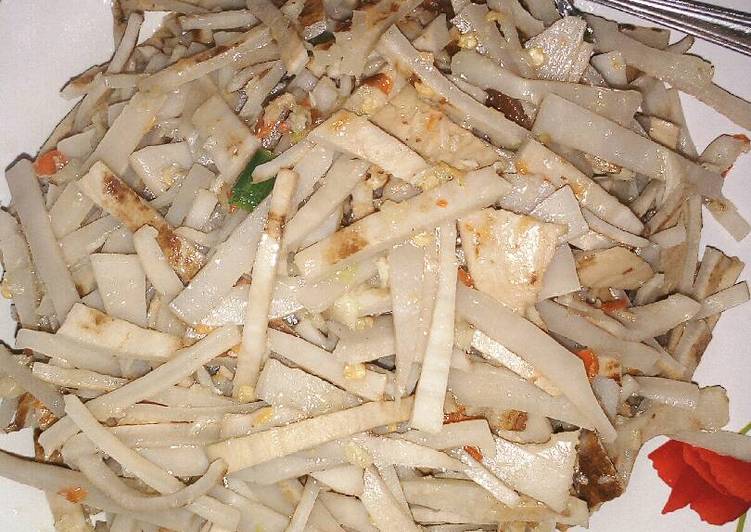 Cara meracik Kerecek kadeudeumeus(kulit singkong) yang simpel