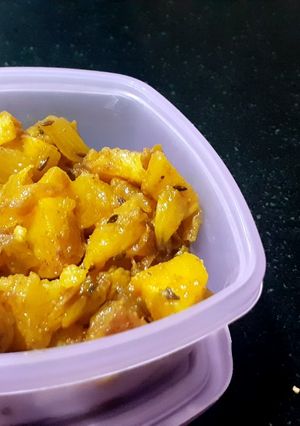 आलू प्याज़ की सब्जी (Aloo pyaz ki sabzi recipe in hindi) रेसिपी मुख्य फोटो