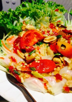 รูปของ ปอเปี๊ยะส้มตำ หรือ ส้มตำม้วนค่ะ