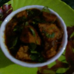 A picture of Regular chicken gravy.