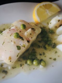 Una foto de Merluza en salsa verde