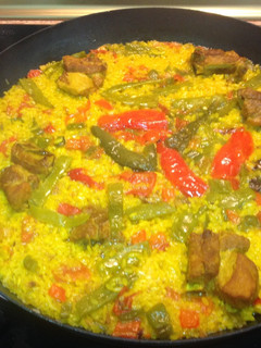 Una foto de Arroz con costillas