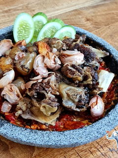 Foto resep Iga Otot Penyet