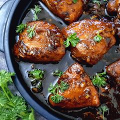 A picture of Balsamic Honey Chicken.