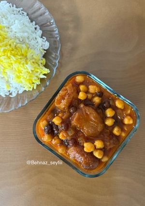 عکسی از دستور اوزگوز خورشت(خورش سنتی آذربایجان)
