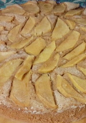 Una foto de Torta de manzana🍎 con harina integral