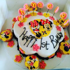 A picture of Strawberry cake.