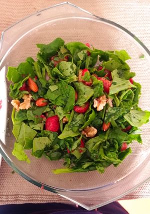 Una foto de Ensalada de Espinaca Energo-vitaminica