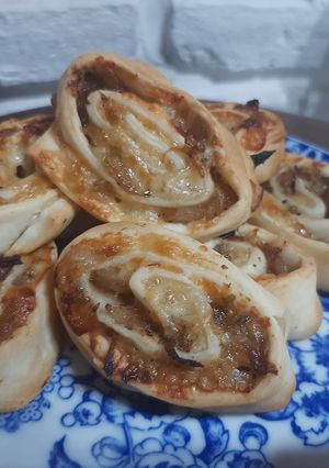 Una foto de Rollitos de cebolla y queso!!