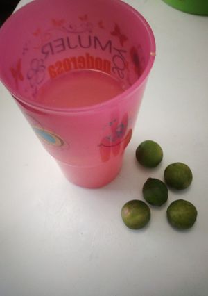 Una foto de Limonada molona (molida) 🍋