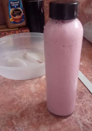 Une photo de Smoothie au fruit rouge perte de poids