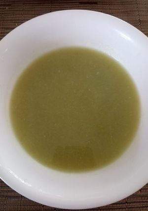 Una foto de Crema de col y habas