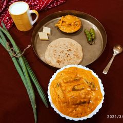 A picture of Besan drumsticks sabzi.