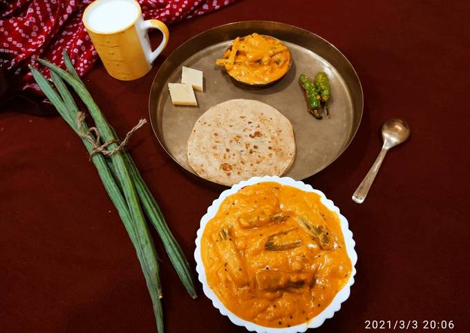 Steps to Prepare Favorite Besan drumsticks sabzi