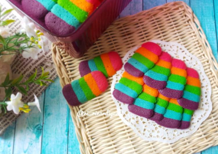 Resep: Enak232. Lidah Kucing Pelangi a.k.a Rainbow Cat's Tongue