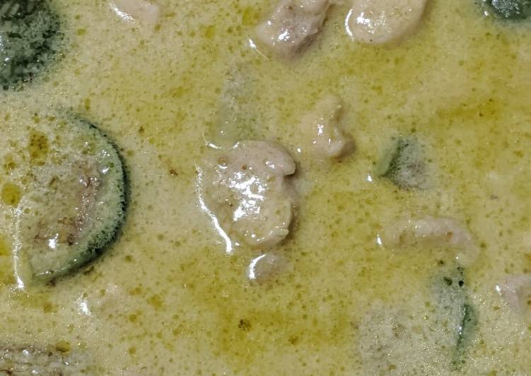 My Daughter love Thai Green Chicken Curry