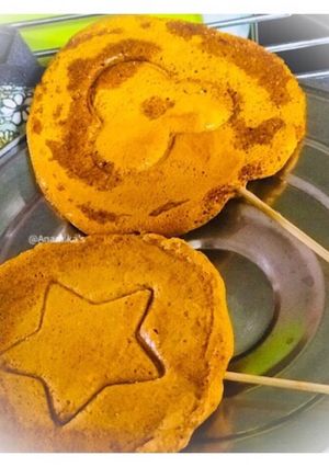 A picture of Dalgona Candy : The Korean Street Candy.