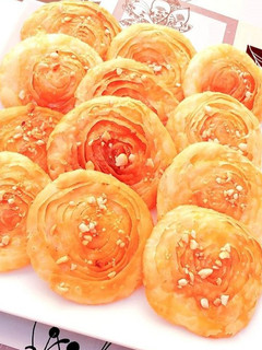 صورة لوصفة رغايف معسلين العيد 😋👍