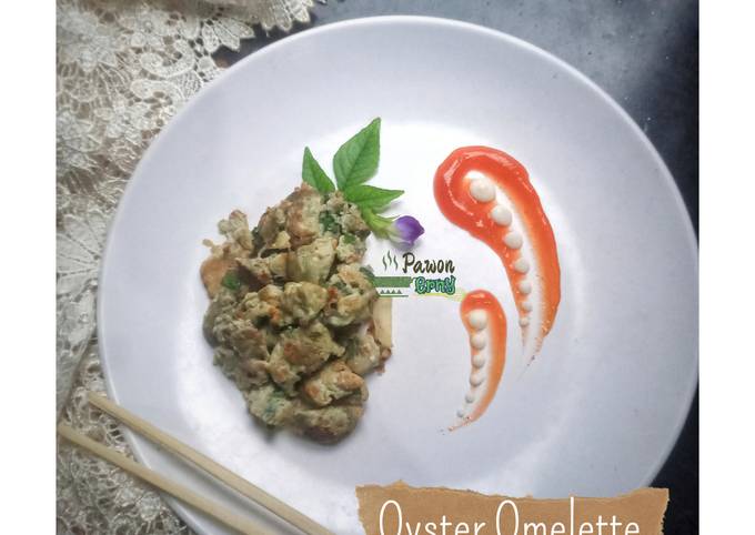 Oyster Omelette (Tiram Goreng Telur) foto resep utama