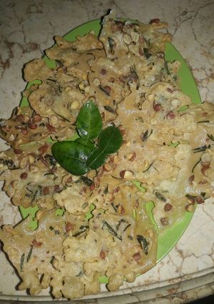 Foto resep Peyek kacang gurih aroma jeruk purut