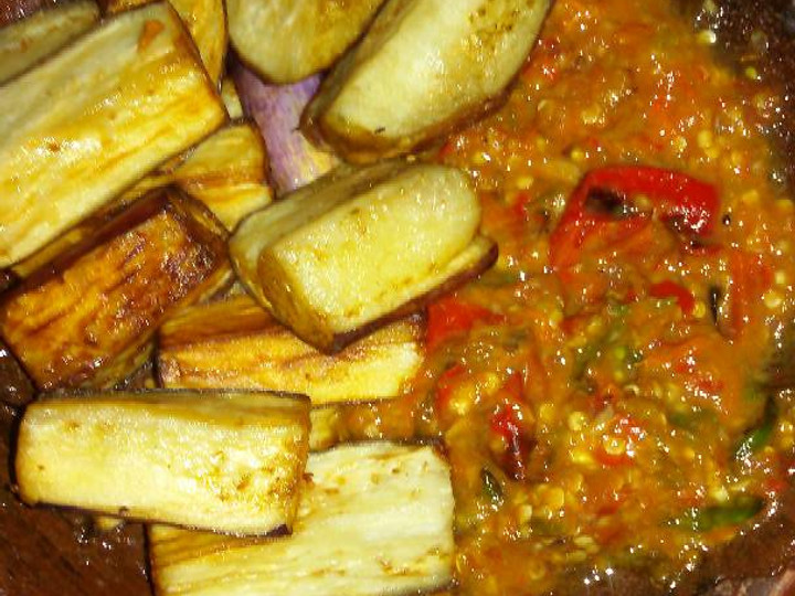 Cara Buat Sambel Terasi + Terong Ungu Goreng Praktis