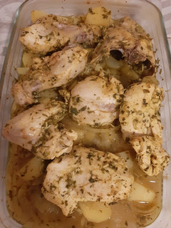 Una foto de Pollo horneado