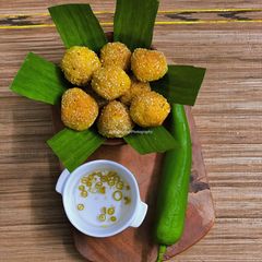 A picture of Spicy Peanut Rice Cake.