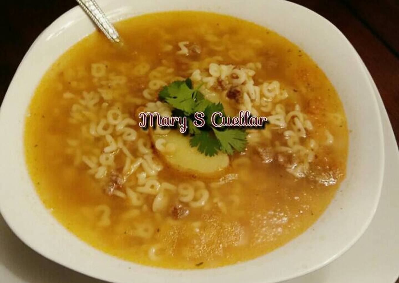 Sopa con carne molida💖💖