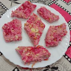 A picture of Strawberry Fudge.