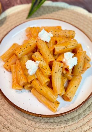 Una foto de Rigatoni con salsa de calabaza y ricota