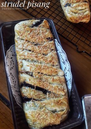 Foto resep Banana strudel enak kress kress 😋