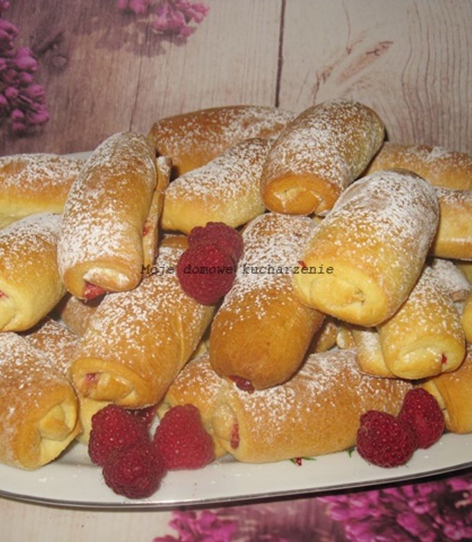 Zdjęcie przepisu Rurki z malinami.